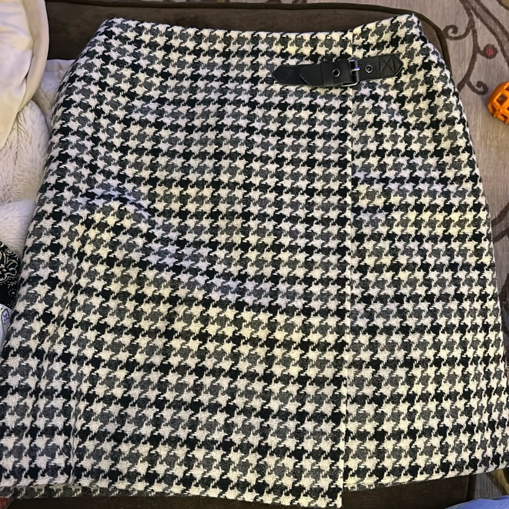 Boden Black and White Houndstooth Mini Skirt